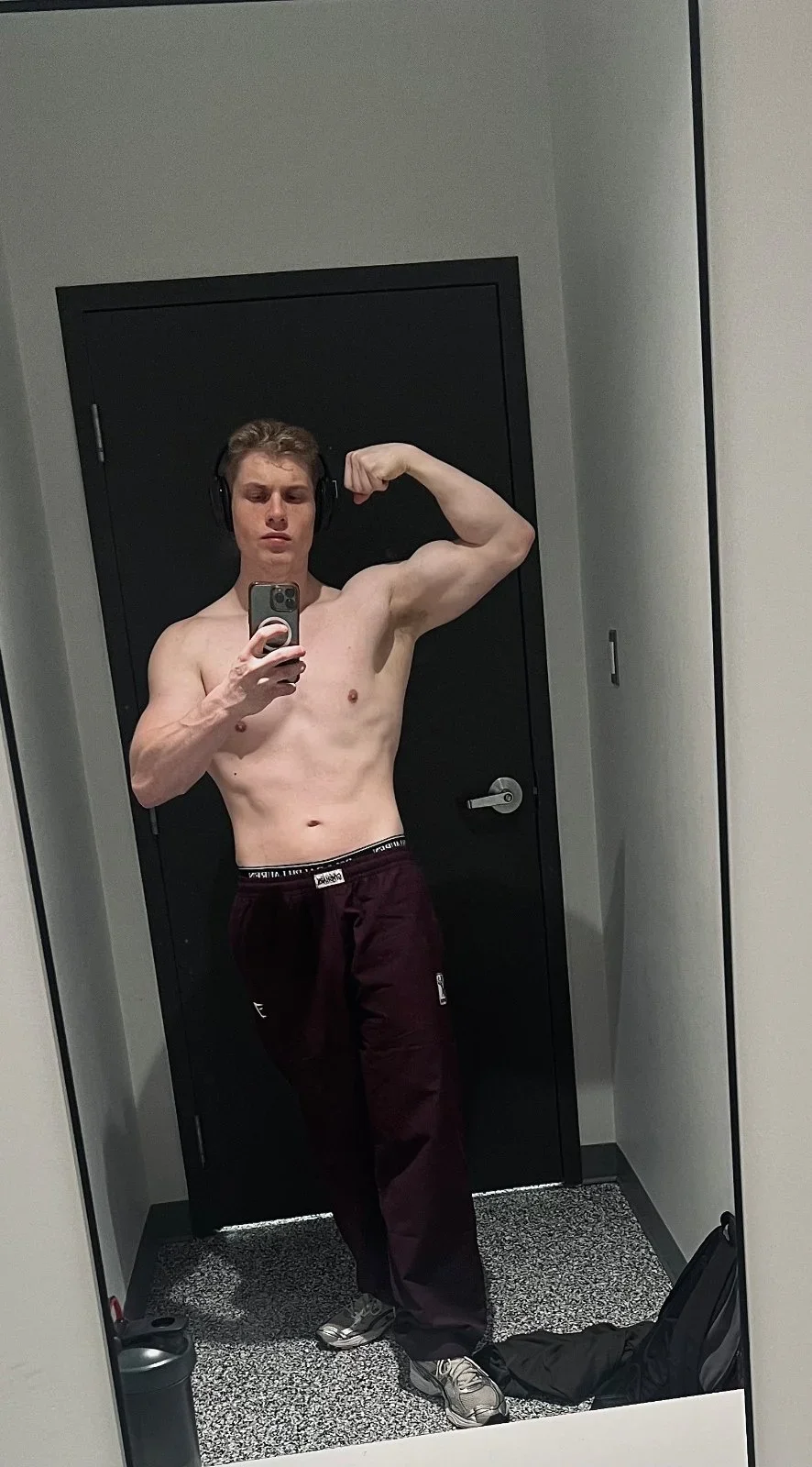 2 Year Gym Transformation — before and after photo — Bodybuilding on GlowUps