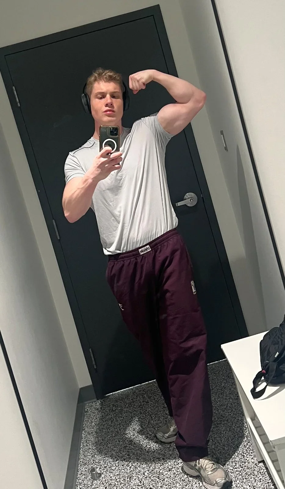 2 Year Gym Transformation — before and after photo — Bodybuilding on GlowUps